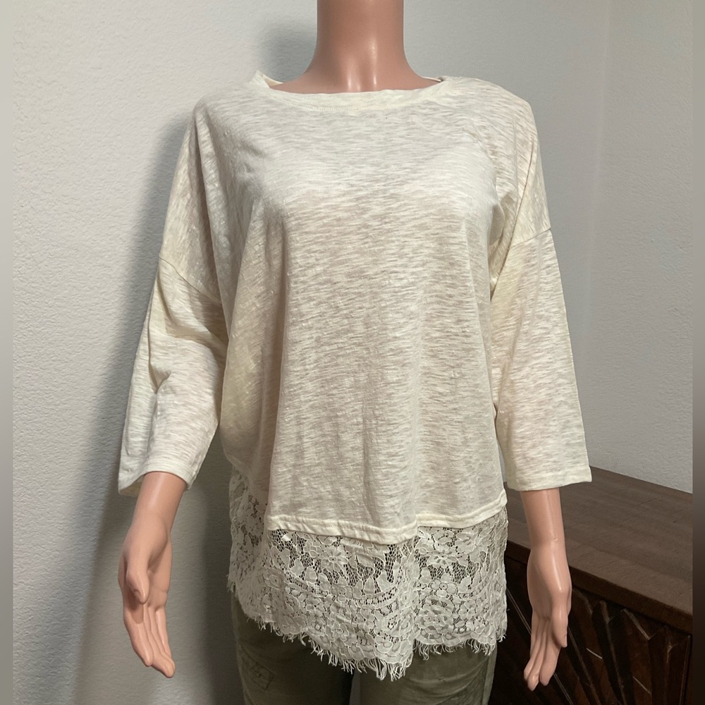 UMGEE Prototype Light Knit‎ Cream with Lace Trim Sweater Womens Size Small